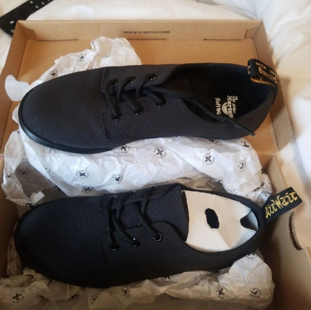 DR. MARTENS AirWair Santanitas